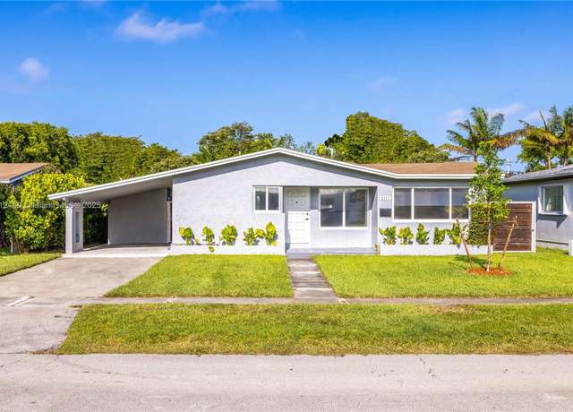 Property at 2111 NE 14th Ct, Hollywood, FL 33020, 3 beds, 2 baths