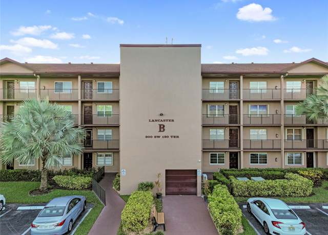 Property at 300 SW 130th Ter Unit 405B, Pembroke Pines, FL 33027, 2 beds, 2 baths
