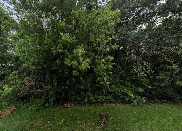 Property at 7901 Fort Walton Ave, Fort Pierce, FL 34951