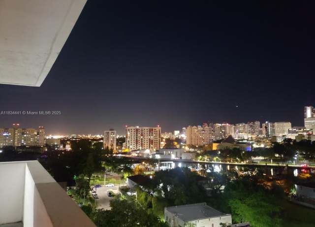 Property at 36 NW 6th Ave #906, Miami, FL 33128, 2 beds, 2 baths