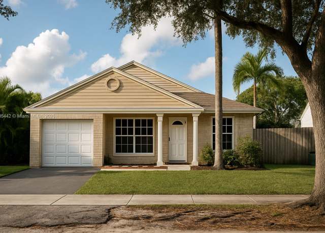 Property at 8615 SW 15th St, Pembroke Pines, FL 33025, 3 beds, 2 baths