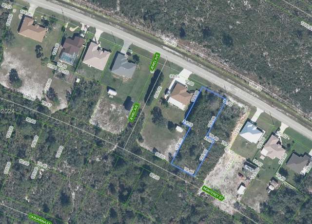 Property at 6153 Columbus Blvd, Sebring, FL 33872