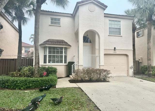 Property at 10781 NW 12 Dr, Plantation, FL 33322, 3 beds, 2.5 baths