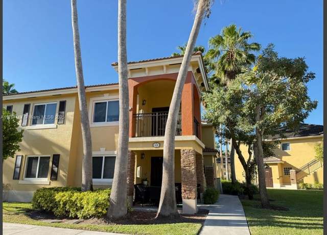 Property at 3395 NE 9th St #104, Homestead, FL 33033, 3 beds, 2 baths