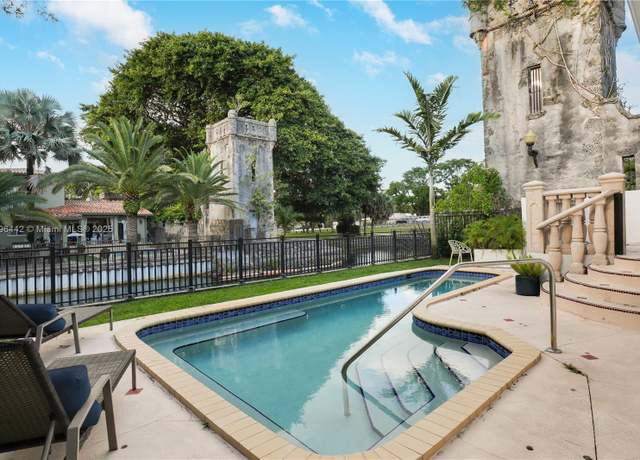 Property at 5731 SW 35th St, Miami, FL 33155, 3 beds, 3 baths