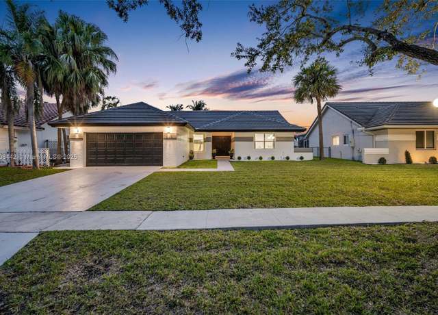 Property at 604 NW 163rd Ave, Pembroke Pines, FL 33028, 3 beds, 2 baths