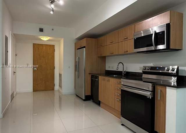 Property at 350 S Miami Ave #304, Miami, FL 33130, 2 beds, 2 baths