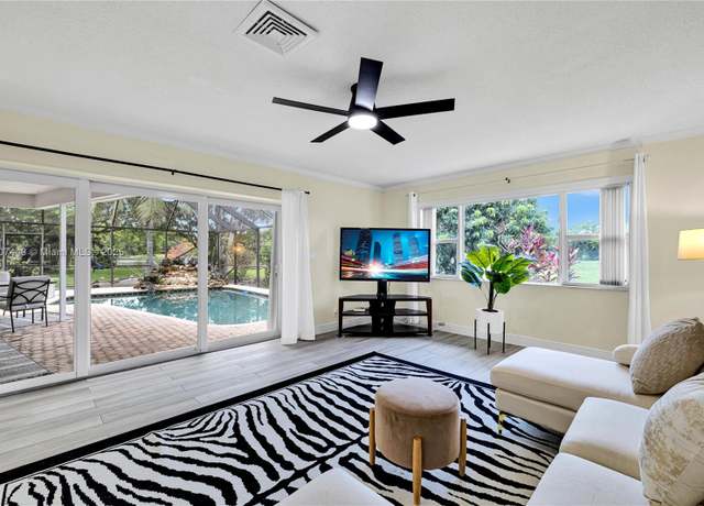 Property at 5706 Guava Dr, Tamarac, FL 33319, 4 beds, 3 baths