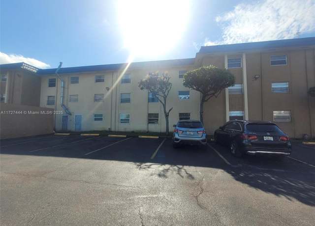 Property at 4655 Palm Ave #204, Hialeah, FL 33012, 2 beds, 1 bath
