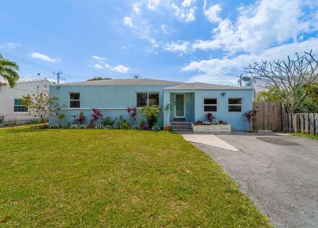 Property at 1504 Funston St, Hollywood, FL 33020, 3 beds, 2 baths