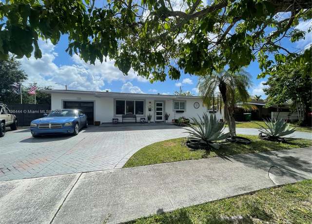 Property at 1245 SW 85th Ave, Miami, FL 33144, 4 beds, 2 baths