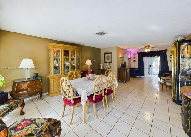 Property at 10221 SW 50th Ct, Cooper City, FL 33328, 3 beds, 2 baths