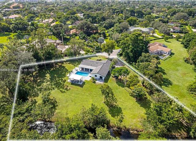 Property at 9550 NW 42nd Ct, Coral Springs, FL 33065, 4 beds, 2.5 baths