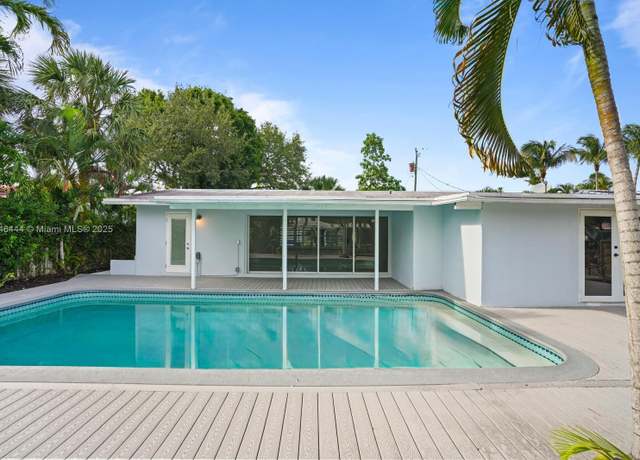 Property at 1724 SW 5th St, Fort Lauderdale, FL 33312, 3 beds, 3.5 baths