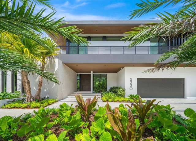 Property at 5230 SW 76th St, Miami, FL 33143, 7 beds, 8 baths