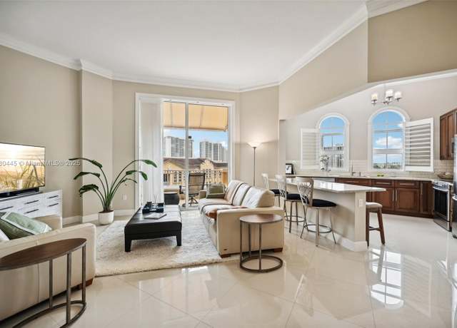 Property at 3001 NE 185th St #712, Aventura, FL 33180, 2 beds, 2 baths