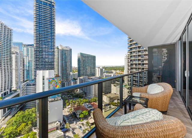 Property at 801 S Miami Ave #2503, Miami, FL 33130, 1 bed, 2 baths