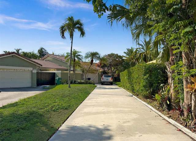 Property at 8923 SW 151st Ct, Miami, FL 33196, 3 beds, 2 baths