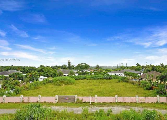 Property at 17399 SW 282 St, Homestead, FL 33030