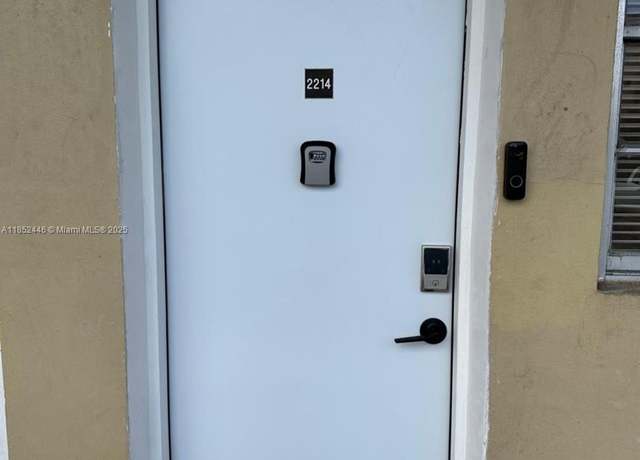 Property at 26 Diplomat Pkwy #2214, Hallandale Beach, FL 33009, 1 bed, 1 bath