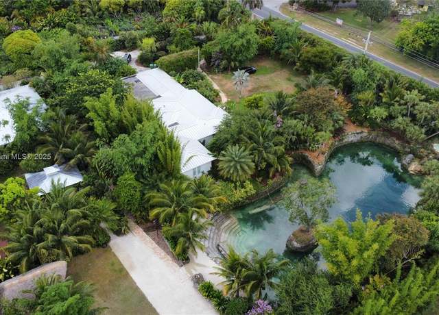 Property at 16970 SW 264th St, Homestead, FL 33031, 6 beds, 6 baths