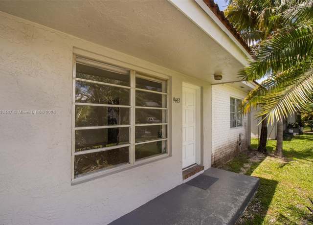 Property at 9443 SW 174th St #9443, Palmetto Bay, FL 33157, 2 beds, 2 baths