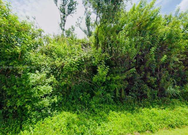 Property at 1366 Preston St, Port Charlotte, FL 33952