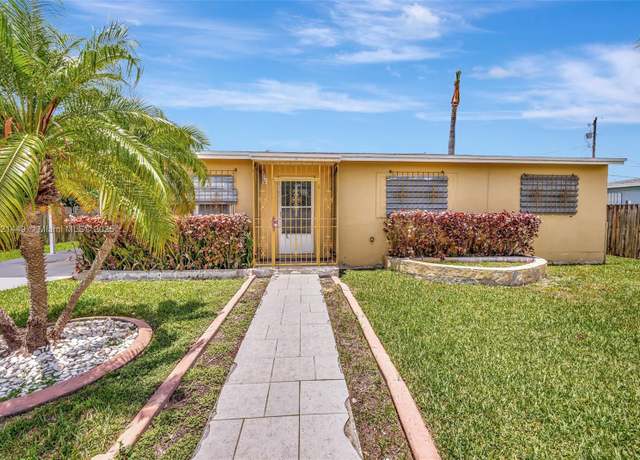 Property at 18765 SW 316th Ter, Homestead, FL 33030, 3 beds, 2 baths