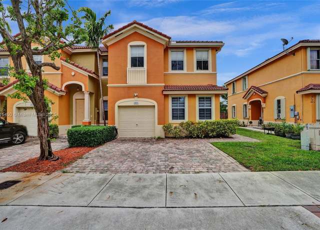 Property at 8495 SW 165th Pl, Miami, FL 33193, 4 beds, 3 baths