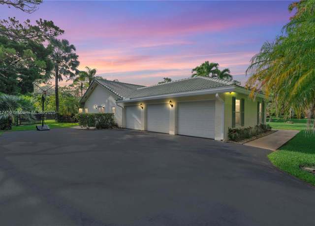 Property at 5942 NW 71st Ter, Parkland, FL 33067, 5 beds, 3.5 baths