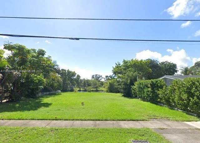 Property at 305 SW 5th St, Hallandale Beach, FL 33009