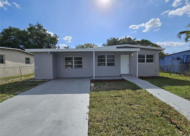 Property at 272 NW 30th Ter, Fort Lauderdale, FL 33311, 4 beds, 1 bath
