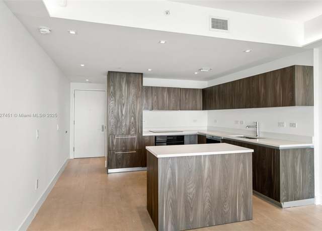 Property at 3131 NE 7th Ave #2705, Miami, FL 33137, 2 beds, 2 baths