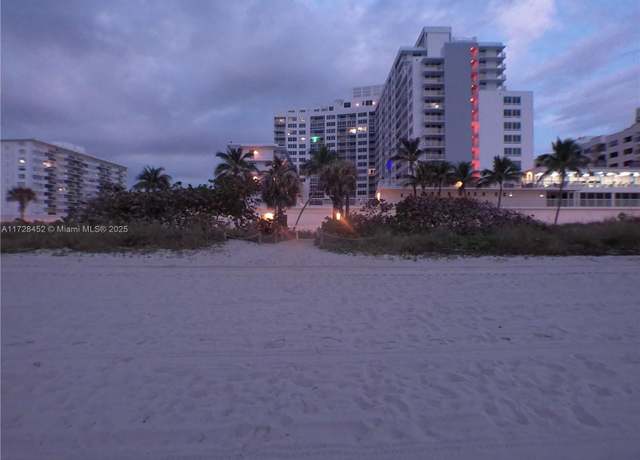 Property at 5401 Collins Ave #130, Miami Beach, FL 33140, 1 bed, 1.5 baths