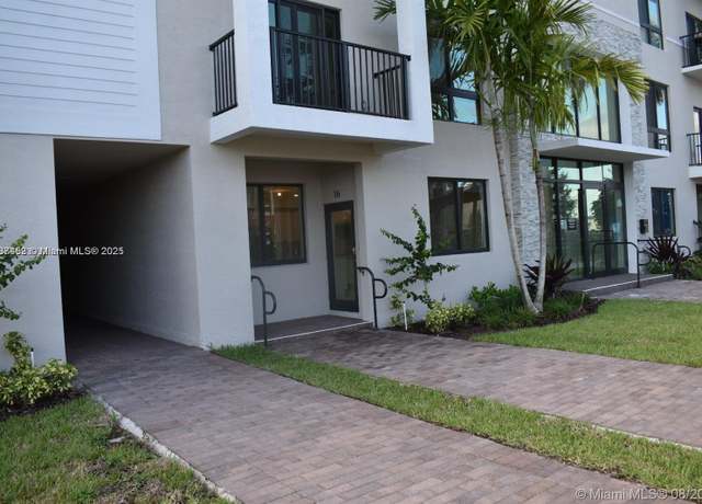 Property at 4640 NW 84th Ave #16, Doral, FL 33166, 2 beds, 2.5 baths
