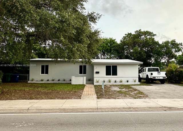 Property at 550 NW 199th St, Miami Gardens, FL 33169, 3 beds, 2 baths