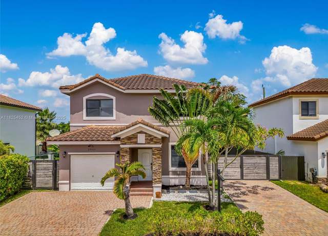 Property at 23061 SW 114th Path, Miami, FL 33170, 4 beds, 3 baths