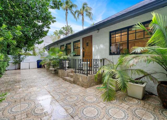 Property at 242 Meridian Ave, Miami Beach, FL 33139, 5 beds, 4 baths