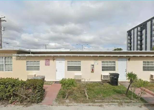 Property at 425 NE 8th St, Fort Lauderdale, FL 33304, 8 beds, 8 baths