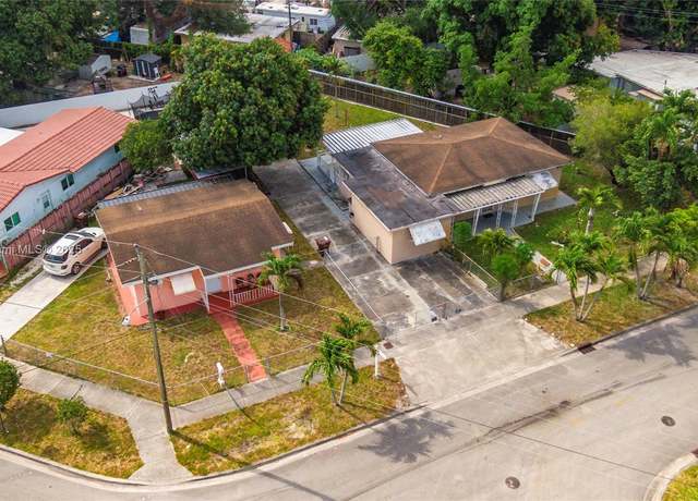 Property at 171 Curtiss Dr, Hialeah, FL 33010, 4 beds, 3 baths
