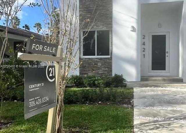 Property at 2421 NW 23rd Ln, Fort Lauderdale, FL 33311, 4 beds, 2.5 baths