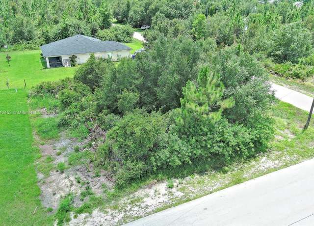 Property at 2500 E 10th St, Lehigh Acres, FL 33936