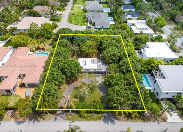 Property at 7800 SW 110th St, Pinecrest, FL 33156