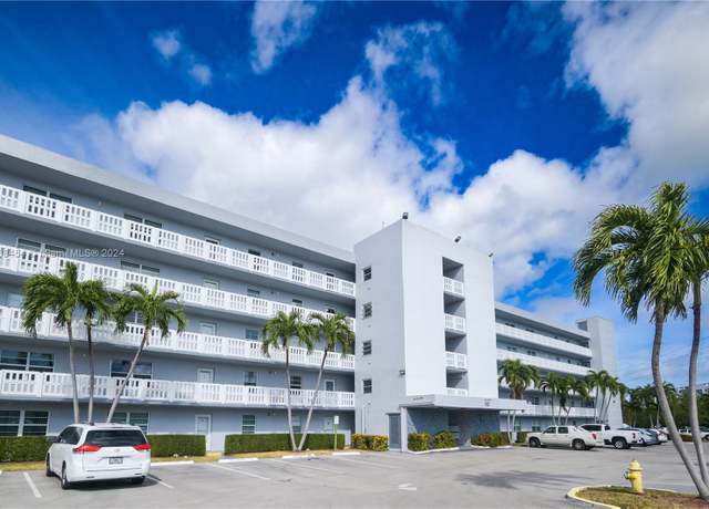 Property at 190 SE 5th Ave #202, Dania Beach, FL 33004, 2 beds, 2 baths