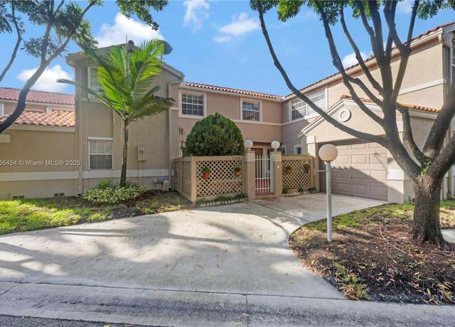 Property at 11066 Long Boat Dr, Cooper City, FL 33026, 3 beds, 2.5 baths