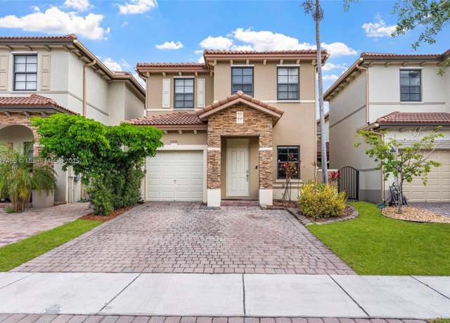Property at 22791 SW 88th Pl, Cutler Bay, FL 33190, 3 beds, 2.5 baths