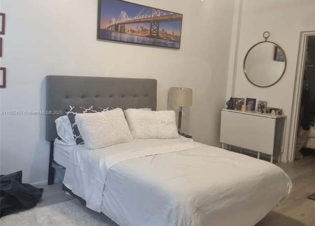 Property at 26 Diplomat Pkwy #2263, Hallandale Beach, FL 33009, 1 bed, 1 bath