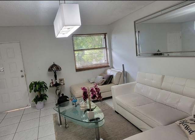 Property at 7121 SW 129th Ave #5, Miami, FL 33183, 2 beds, 2 baths
