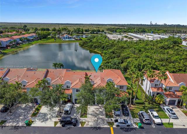 Property at 14815 SW 9th Ln, Miami, FL 33194, 3 beds, 2.5 baths