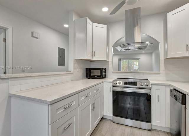 Property at 8645 Boca Dr #8645, Boca Raton, FL 33433, 2 beds, 2 baths